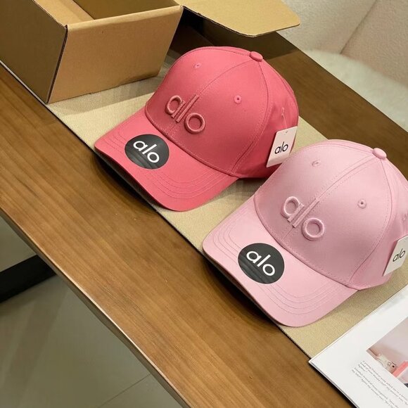 New ALO yoga hat, rose/pink - Picture 2 of 6